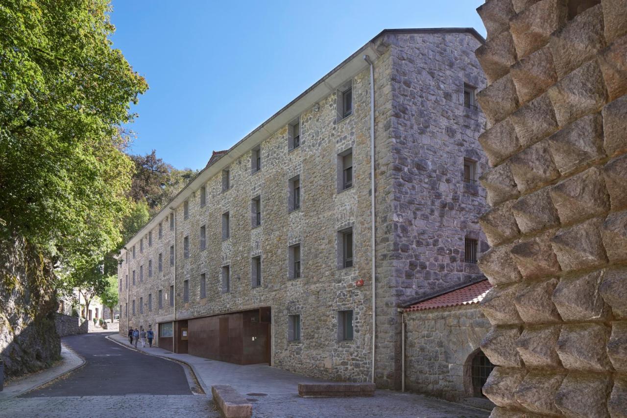 Iraipe Santuario De Arantzazu Hotel Onate Bagian luar foto
