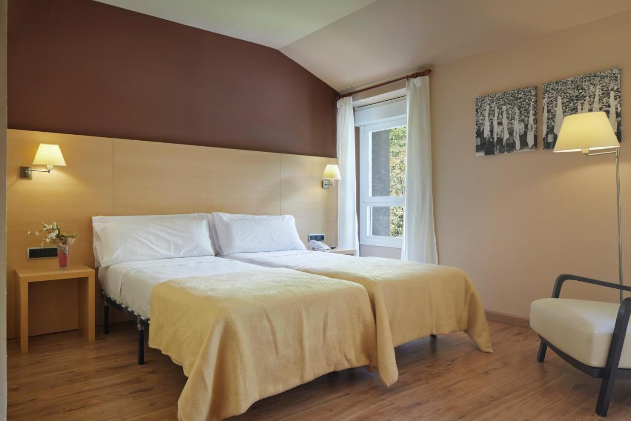 Iraipe Santuario De Arantzazu Hotel Onate Bagian luar foto