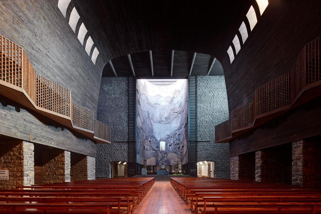 Iraipe Santuario De Arantzazu Hotel Onate Bagian luar foto