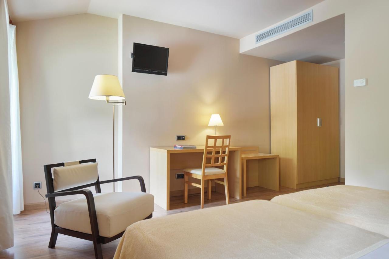 Iraipe Santuario De Arantzazu Hotel Onate Bagian luar foto