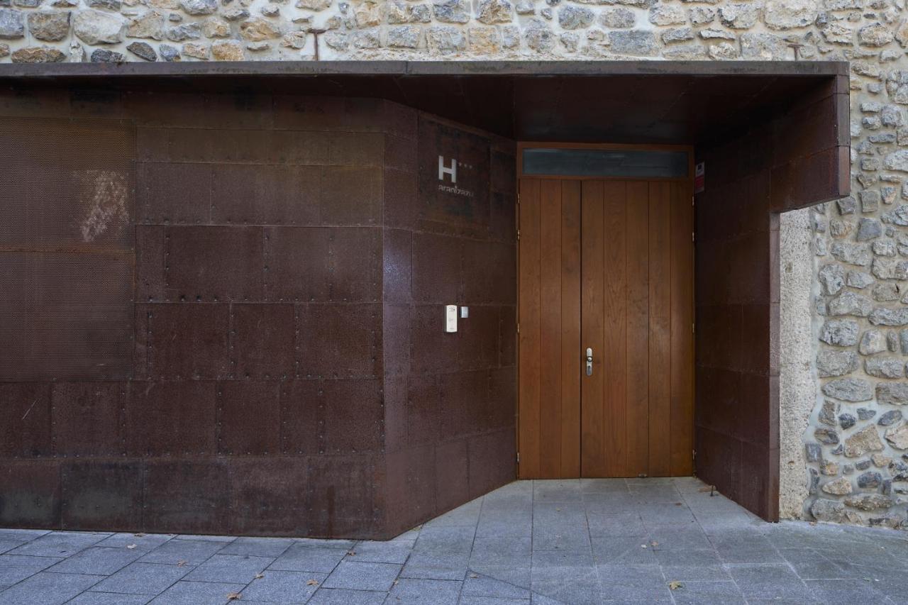 Iraipe Santuario De Arantzazu Hotel Onate Bagian luar foto
