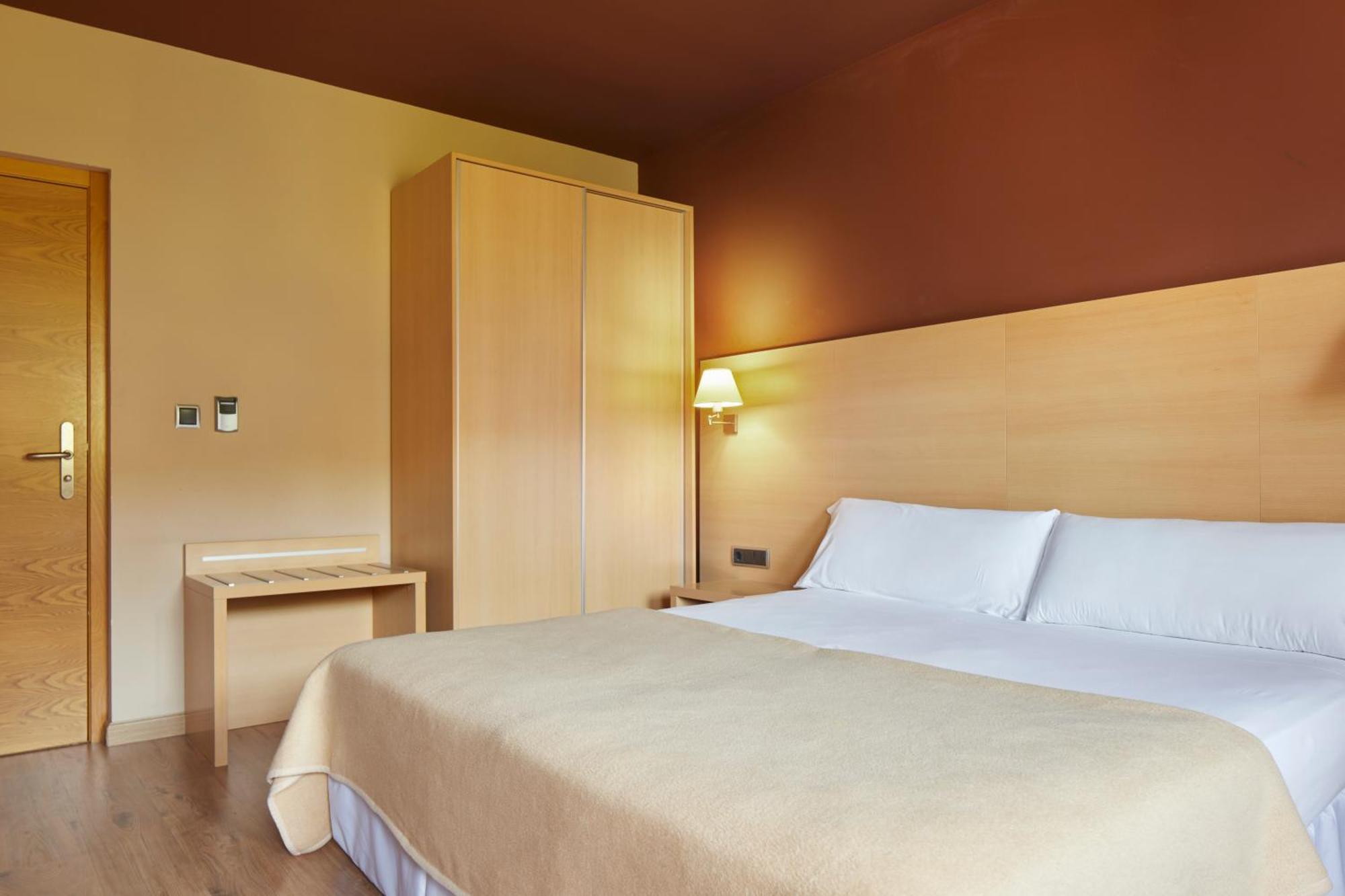 Iraipe Santuario De Arantzazu Hotel Onate Bagian luar foto